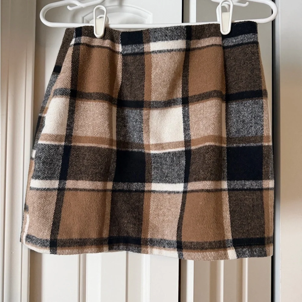 Amazon Plaid Mini Skirt in Tan and Black